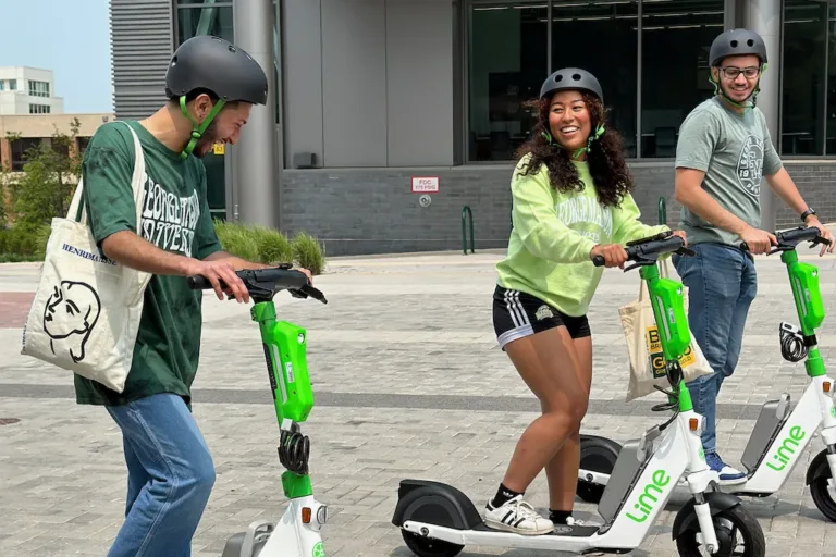 Influencer-Scooter